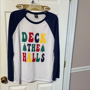 PJ’S & PRESENTS men’s Deck the Halls pajama shirt; size: XL. NWOT